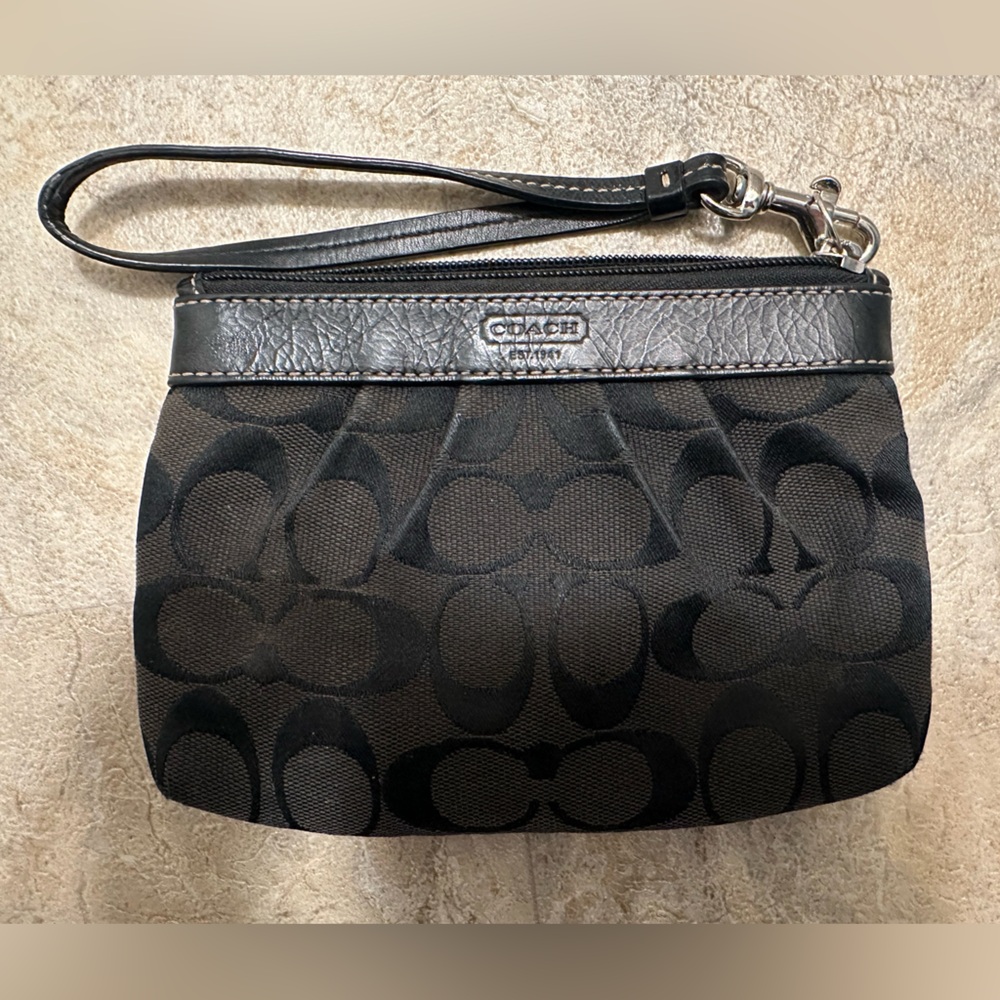 COPY - Coach Wristlet